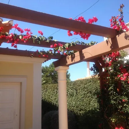 5-bed Near Praia D'el Rey Beach Golf Course Вилла *
